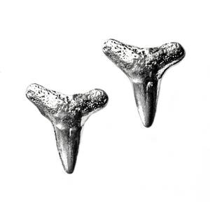 Shark Teeth Cufflinks Express Yourself image 1