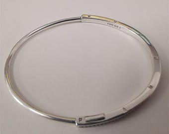 new pandora signature pavé classic bracelet