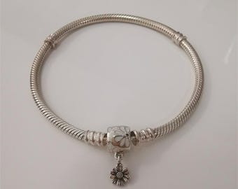 Pandora Moments Daisy Flower Clasp Snake Chain Bracelet Size 19Cm