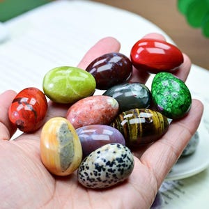 1,1'' paaseieren, eiersnijwerk van kwartskristal, ei van natuurlijk kristal, paasbonus, woondecoratie, kristalcadeau, kristalgenezing 10 st