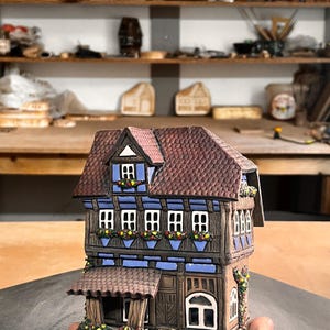 Handgjort miniatyrhus – Keramisk värmeljushållare Aromoljediffusor Gåva