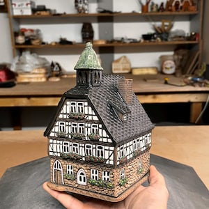Handgjort Keramikhus – Värmeljushållare Aromdiffusor Gåva
