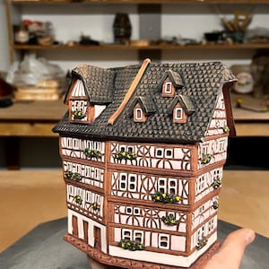 Handgjort keramiskt hus – aromdiffusor för ljushållare