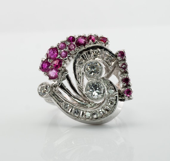 Art Deco Diamond Ruby Ring, Vintage Gold Spiral - image 5