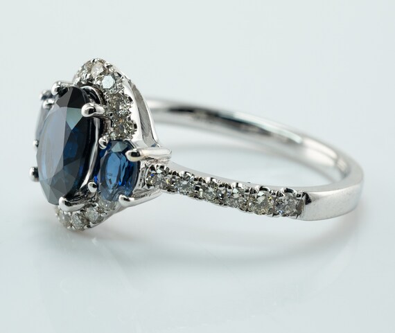 Diamond Sapphire Ring, Vintage Estate 14K Gold Ha… - image 4