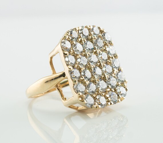 Diamond Cluster Ring, Vintage Estate 18K Gold Coc… - image 5