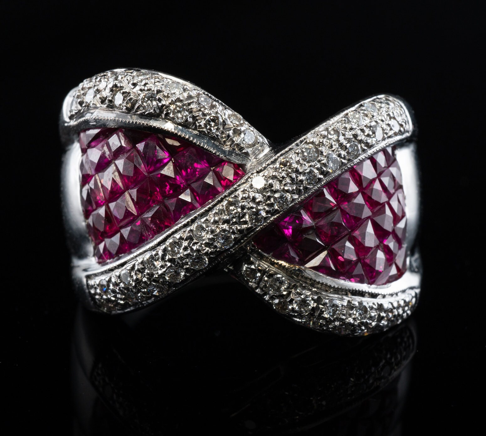 Bague Or 18 Carats Avec Rubis Et Diamants – Modèle Nœud, Taille 52