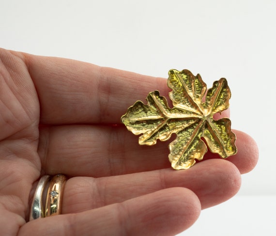 Tiffany and Co Leaf Brooch Pin, Vintage 18K Gold - image 9