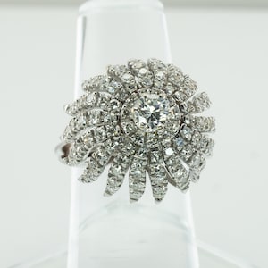 Anillo vintage de oro de 14 quilates con diseño floral y racimo de diamantes, 3,00 quilates de peso total