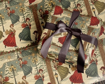 Peut inclure: Papier cadeau avec une scène hivernale vintage de femmes patinant sur glace. Le papier est beige avec un motif répété de personnages en robes rouges, vertes et bleues, avec un ruban de satin marron foncé noué.