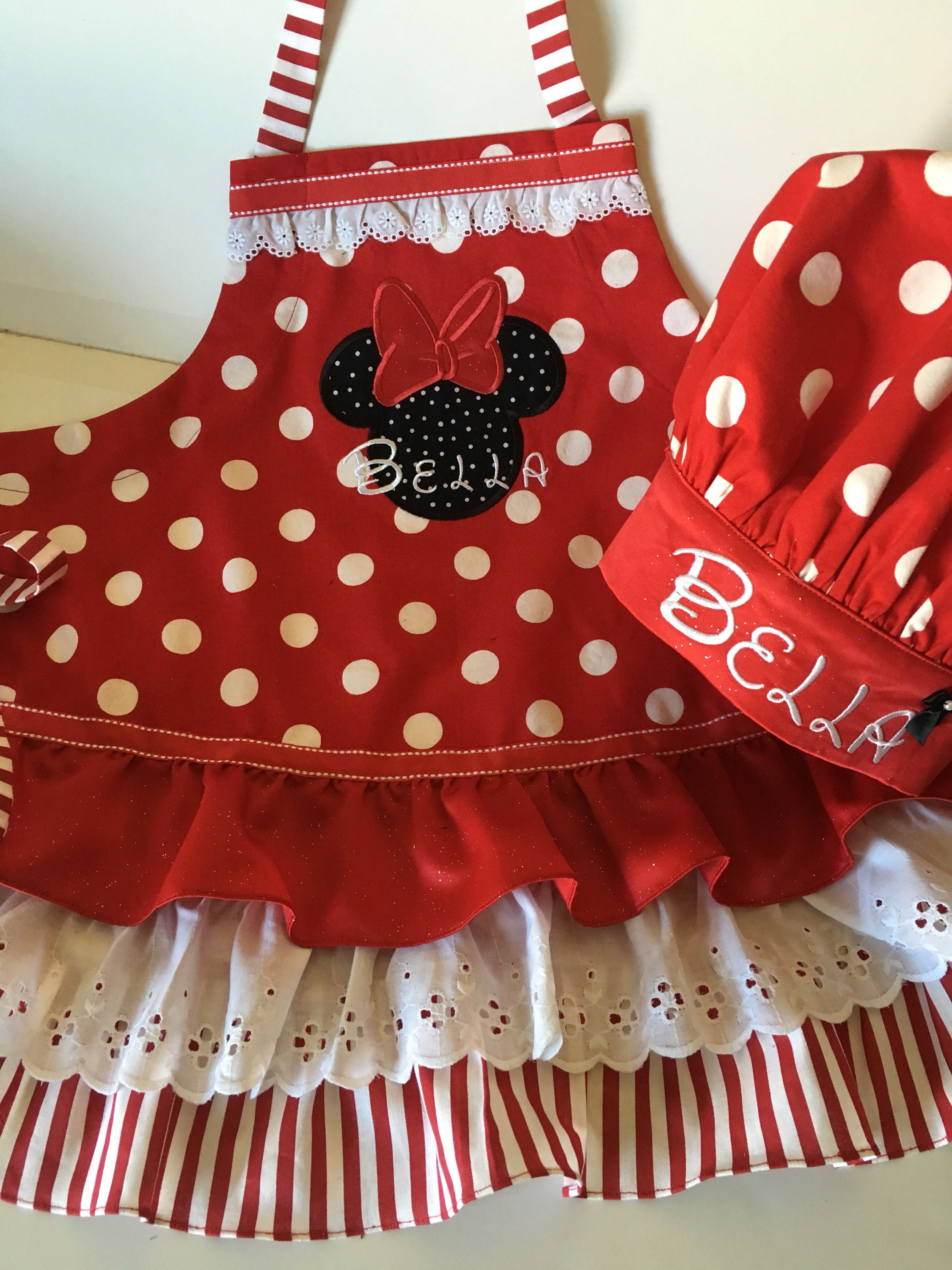 minnie mouse chef hat