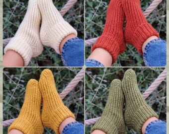 Modèle PDF de chaussettes au crochet, chaussettes côtelées au crochet, modèle de crochet facile pour débutant, tutoriel de chaussettes d'hiver douillettes, pantoufles pour adultes