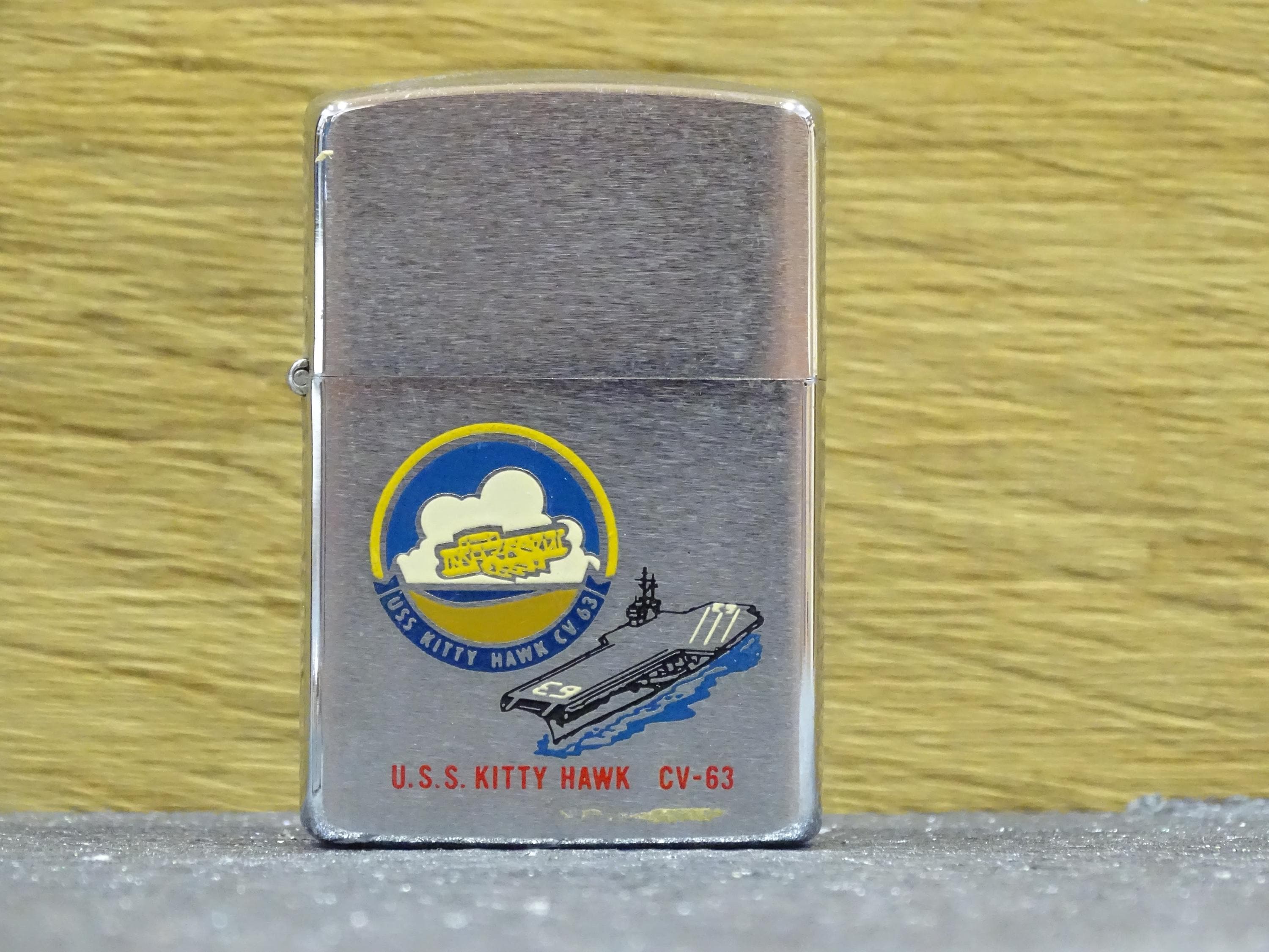 Zippo U.S.S. Kitty Hawk CV-63 ライター il_fullxfull.7427029693_1xas.jpg
