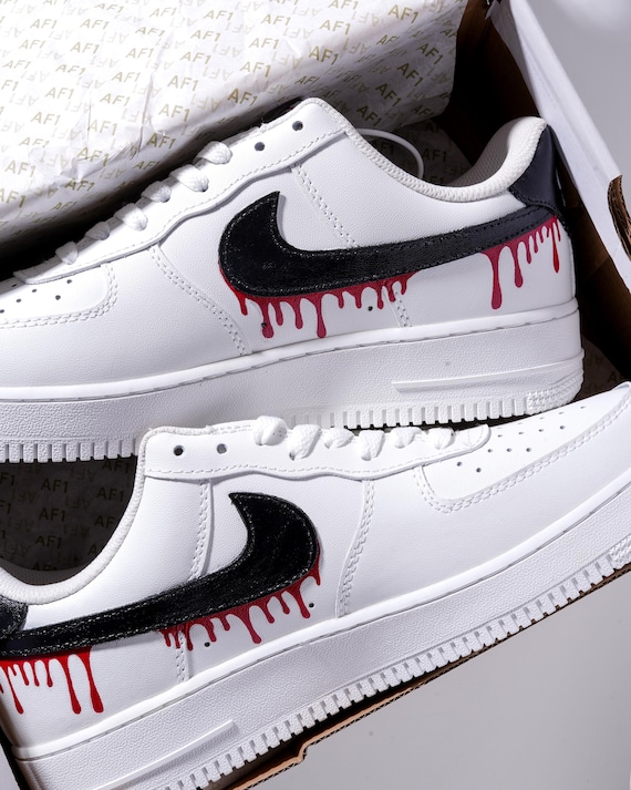 Nike Air Force 1 ドリップカスタム レッドドリップカスタムエアフォース1｜手描きスニーカー｜男性への
