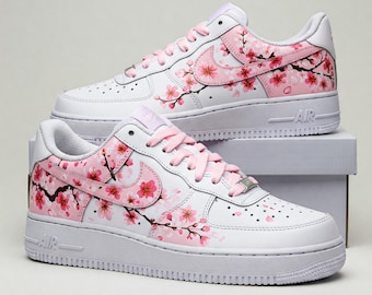 Custom Air Force 1 roze kersenbloesemsneakers | Handgeschilderde schoenen | Aangepaste AF1 | Gepersonaliseerde designer-sneakers | Verjaardagscadeau