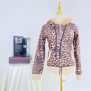 Vintage Leopard Print Faux Fur Hooded Jacket, Fleece Lined Zip-Up Coat   (Women's S)