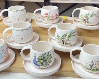 Handbemalte Fisch Keramik Espressotasse mit Untertasse - Handgemachte künstlerische Keramik Kaffeetasse, einzigartige Ozean inspirierte Tasse