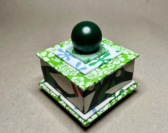 Small Square Gift Box in Green