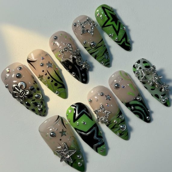 Green Star Press On Nails, Y2K Abstract Nails, Chrome Star Nail Art, Edgy Green Black Nails, Handmade 3D Charm Nails