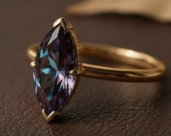 Marquise Cut Alexandrite Gold Ring, Color Changing Gemstone Wedding Ring, June Birthstone Birthday Gift, Elegant Anniversary Gift for Women