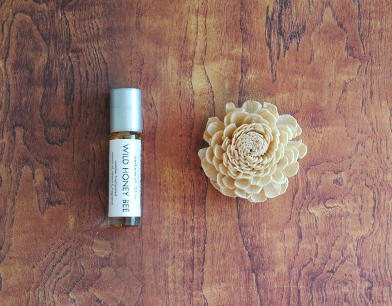 wild honey bee perfume in a roller bottle with twist cap