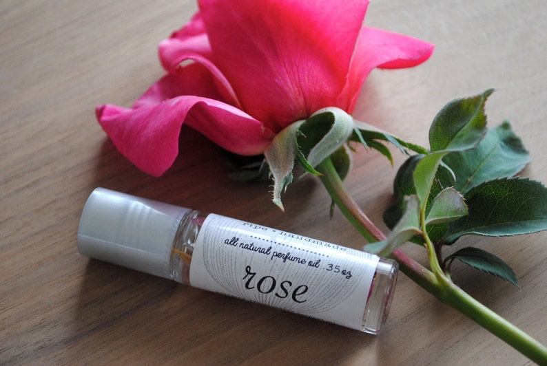 Rose All Natural Perfume Oil with Botanicals, Rose and Rose Petals image 2