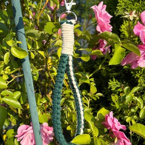 Two-Sided Macrame Wristlet Keychain, Green Beige Boho Key Fob | Double-Sided Macrame Wristlet Keychain