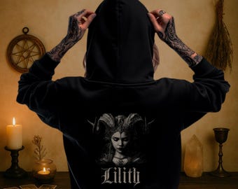 Lilith Dark Goddess Hoodie Hexe Geschenk | Gothic Sweatshirt für Wiccas | Heidnische Kleidung | Femininer Power Hexe Hoodie | Okkulte Geschenkidee