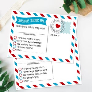 Puede incluir: Un formulario de correo para profesor sustituto imprimible con un corazón rojo y rayas azules y rojas. El formulario tiene una sección para el nombre del estudiante y una lista de verificación de razones para enviar el correo. También hay una sección para comentarios.