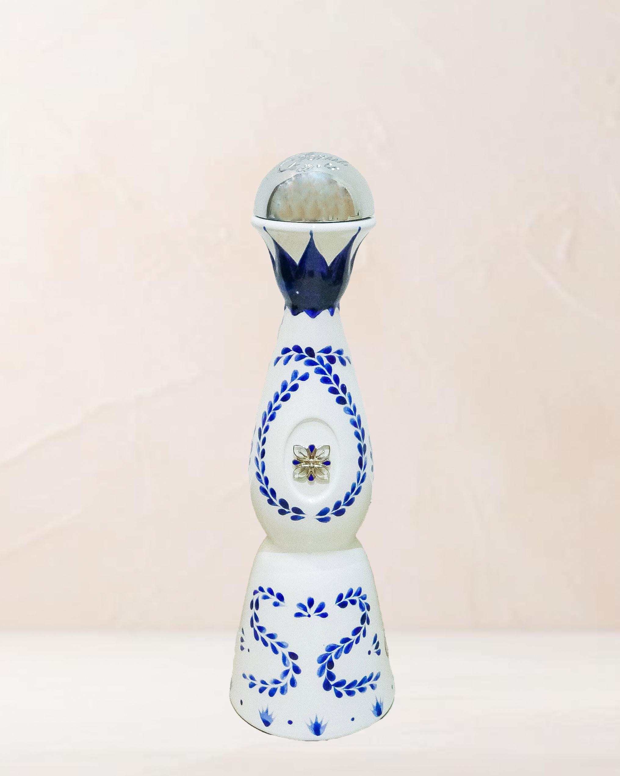 Clase Azul Reposado Tequila Tavalera Pottery Ceramic Bottle