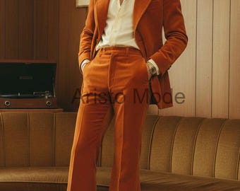 Traje de terciopelo vintage de los años 70 para hombre / Traje de terciopelo naranja quemado / Traje de pantalón acampanado retro / Traje de declaración a medida