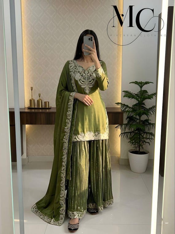 Indian Designer Green Women Sharara Set for wedding, Salwar Kameez for women, Pakistani suit for women, Ethnic Dress,Haldi Outfit, Women Top