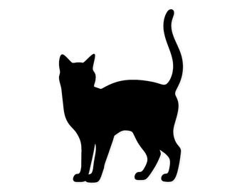 Puede incluir: Silueta negra de un gato de pie con la cola curvada hacia arriba. El cuerpo del gato está de perfil, mostrando sus orejas, cabeza, cuerpo, patas y cola sobre un fondo blanco. El gato es una forma simple y sólida.