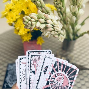 Baralho de Cartas Oráculo de Cura Somática, Autocuidado com Foco em Trauma, Regulação do Sistema Nervoso, Atenção Plena - Cartas de Cura Emocional imagem 3