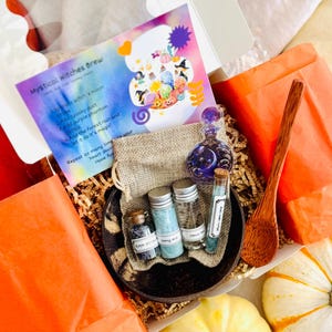 Zestaw do robienia mikstur na Halloween: Naturalny przepis na czarownice i upominek na imprezę