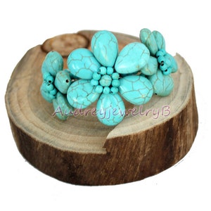 Turquoise  beads Flower Bracelet sister gift, friend gift, mothers gift, wedding gift  Turquoise Bracelet