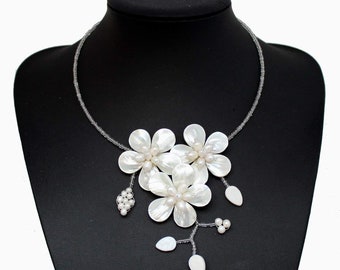 Freshwater  Shell Flower Necklace  Chunky Necklace Pearl Necklace  Bridesmaid Jewelry
