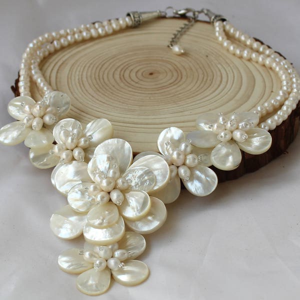 natural Freshwater Pearl shell Flower Necklace  Statement Necklace sister gift, friend gift, mothers gift, wedding gift