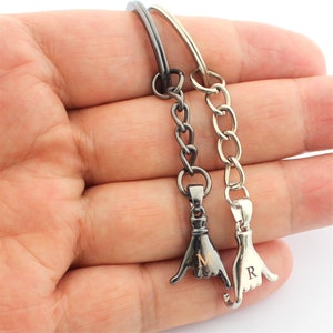 1 Pair Pinky Promise Keychain,Keychain For Boyfriend,Keychain For Best Friend,BFF Keychain Couple Keychain Valentine&#39;s Day Gifts