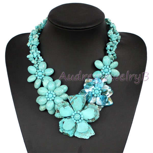 Perles turquoise collier de fleurs de coquillages Collier de déclaration Chunky Collier Turquoise Collier bavoir Bijoux de demoiselle d'honneur