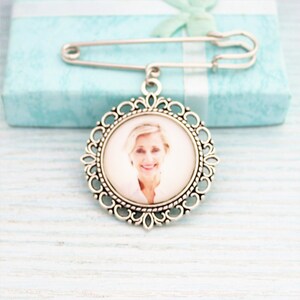 Personalized Brooch Pin for Women Fashion Custom Wedding Bouquet Photo Charm Pin Vintage Corsage Pins Set for Wedding Memorial Gift