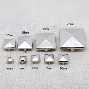 200 Stück Pyramiden Nieten Nieten - 9 Größe Antikes Silber Punk Rock DIY Rivet Spike Square Rivet Schuhe Tasche Gürtel Leathercraft Zubehör