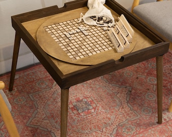 Handgefertigter drehbarer Scrabble-Couchtisch, Kiefernholz massiv, Spieleabend