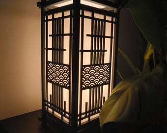 Kumiko Japanese-Inspired Lantern Table Lamp | Seigaiha Wave Pattern | Warm Ambient Light | Zen Japandi Decor | Bedside Night Light