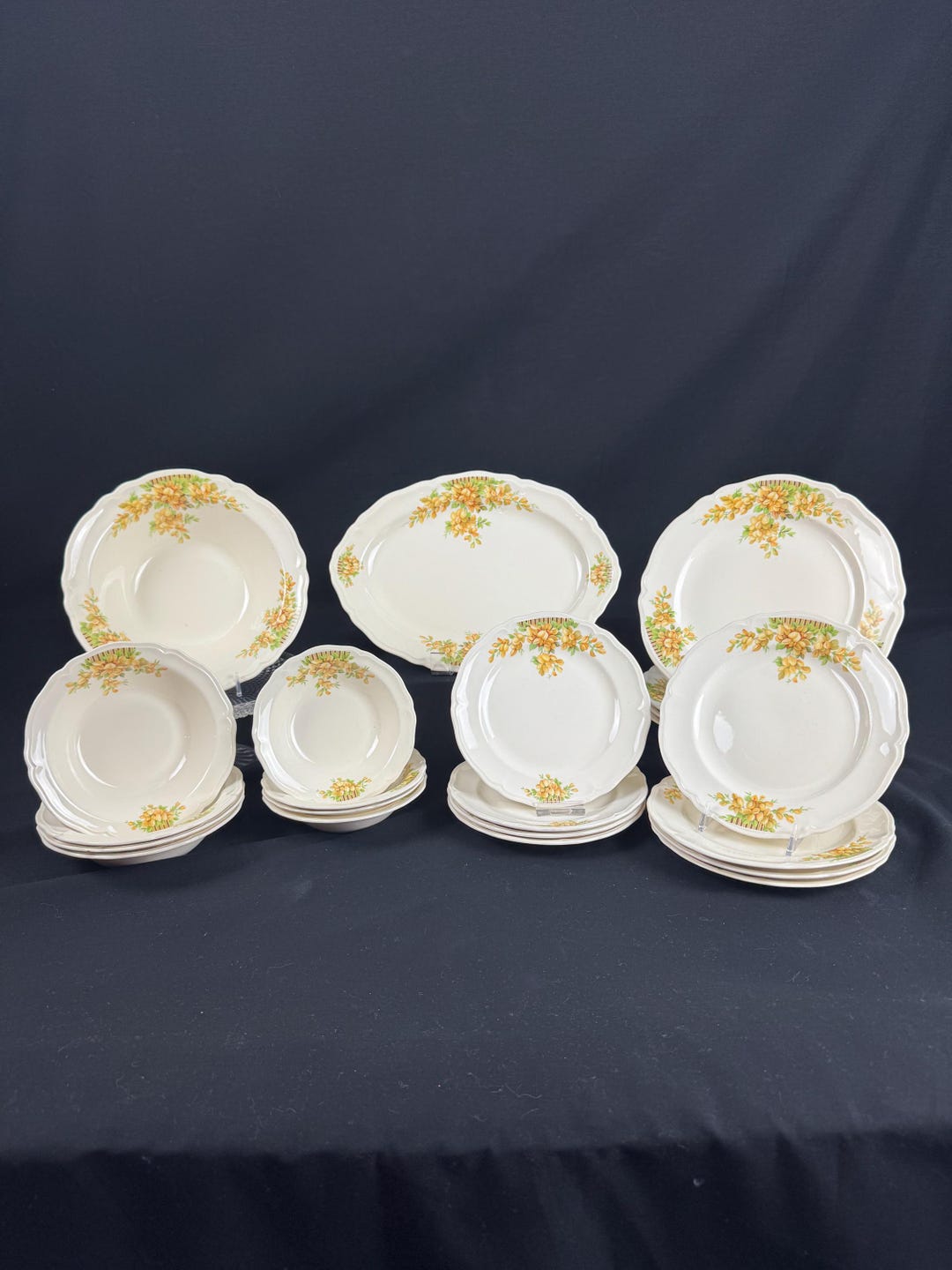 Edwin Knowles China Co. Scotch Broom Floral Pattern. Assorted Pieces ...
