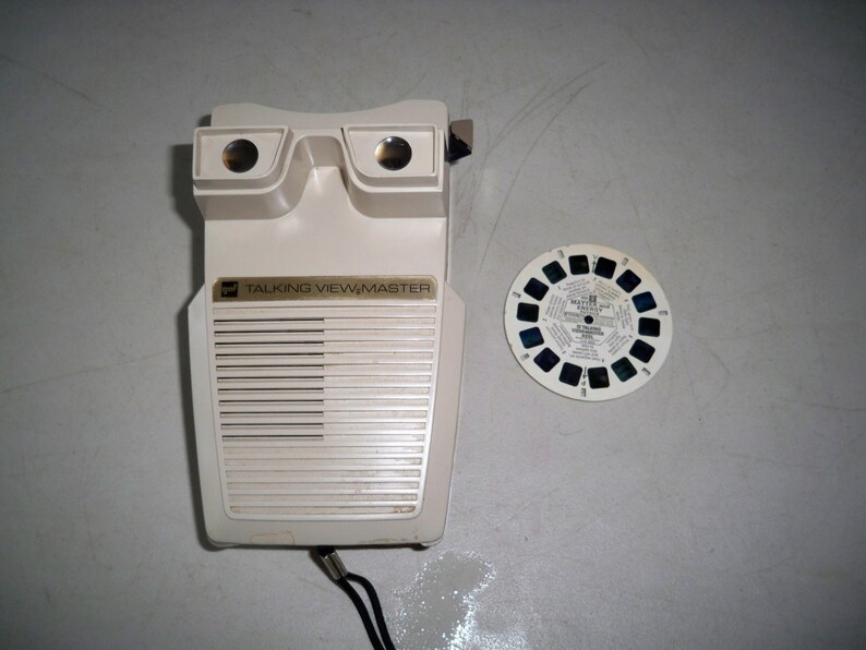 Vintage gaf talking store view master
