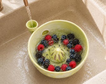 Strawberry Colander Bowl, Ceramic Berry Strainer for Blueberries Grapes Raspberries, Small Fruit Rinse Bowl