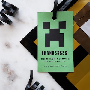 Etiquetas de agradecimiento para regalos de cumpleaños de Minecraft con diseño de Creeper pixelado para bolsas de sorpresas