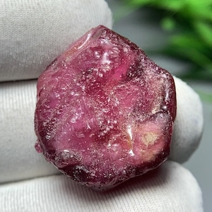 Rubí Raugh relleno de vidrio, 23,3 x 20 x 8,8 mm - 41,20 cts, piedra rara para hacer manualidades