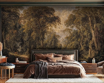 Puede incluir: Un dormitorio con un gran mural de una escena de bosque como cabecero. La cama tiene ropa de cama y almohadas marrones. Un escritorio de madera oscura, un taburete y una silla están en la habitación. Las paredes están pintadas de color verde oscuro.